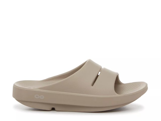 OOFOS Ooahh Slide Sandal - Women's - Free Shipping | DSW