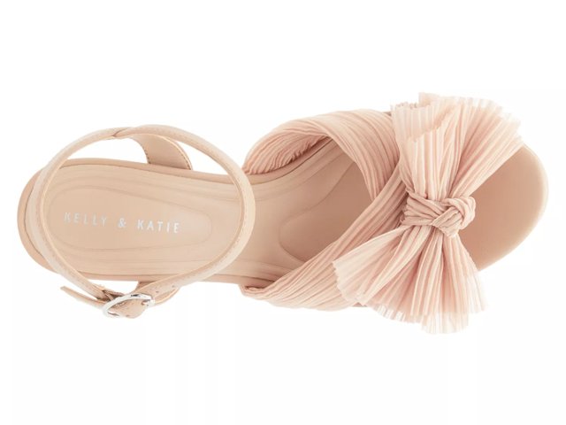 Kelly & katie sales tellah sandal