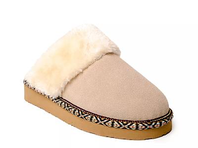 Dsw minnetonka women's discount slippers