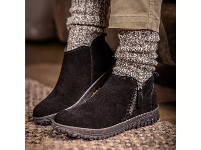 Minnetonka callahan short boot best sale
