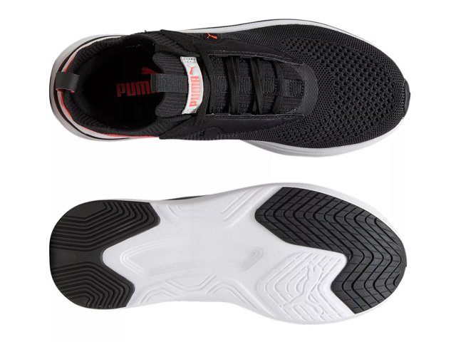 Puma textured low top lace up running shoes on sale