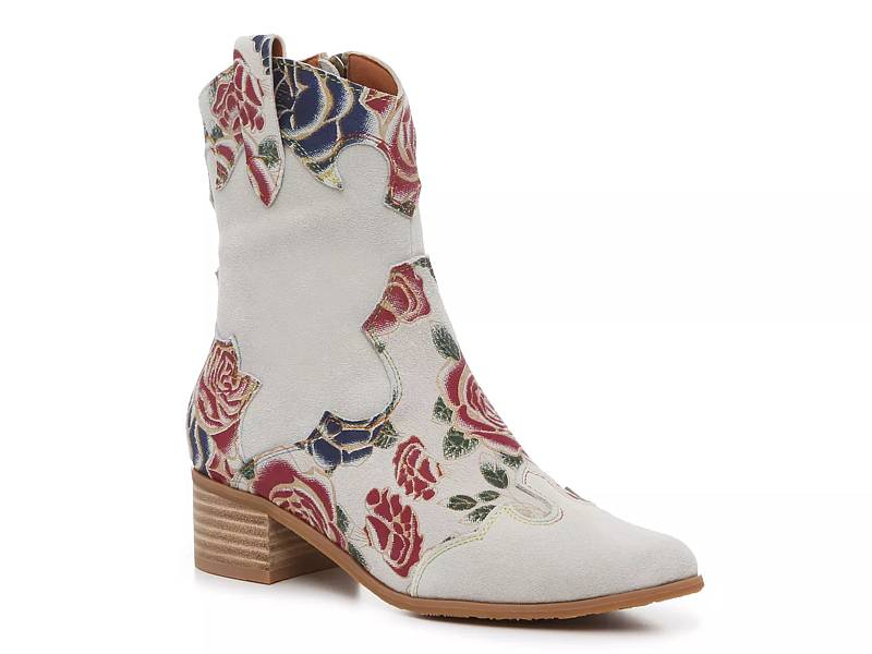 Dsw 2024 embroidered boots