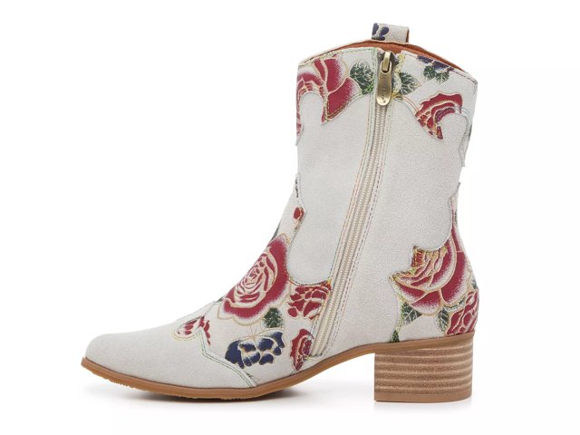 Dsw embroidered boots top