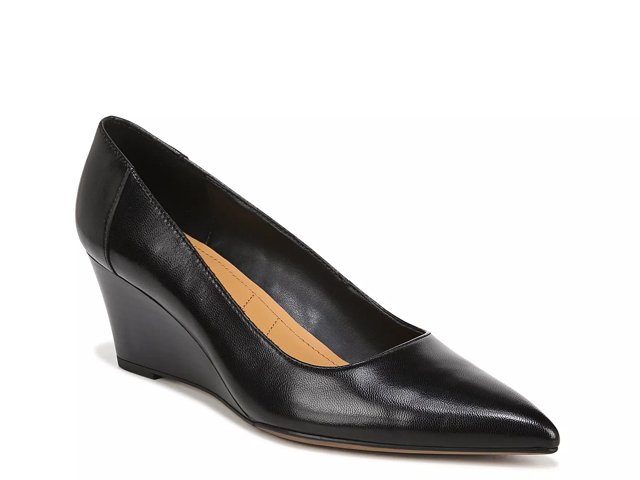Franco sarto black wedge pump 2025