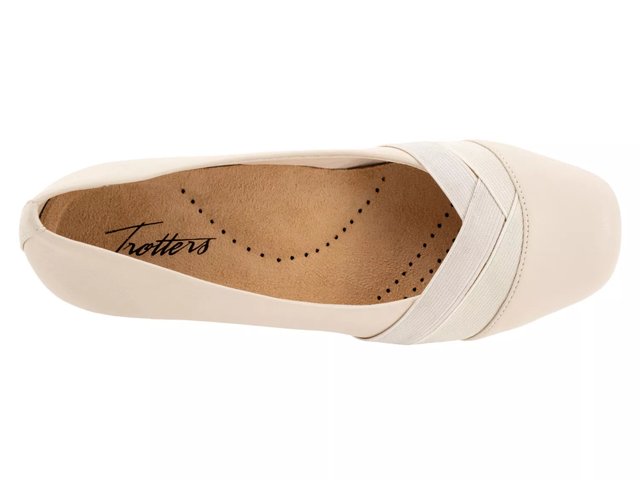 Naturalizer women's new arrivals stella ballet flat