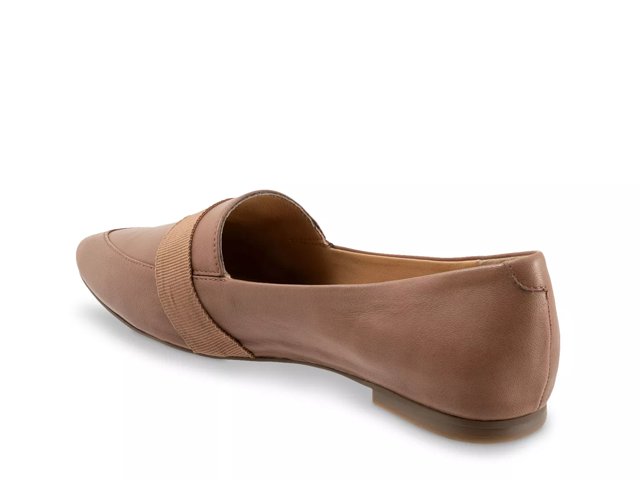 Trotters Emmett Loafer
