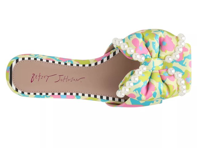 Betsey Johnson Nakia Sandal - Free Shipping | DSW