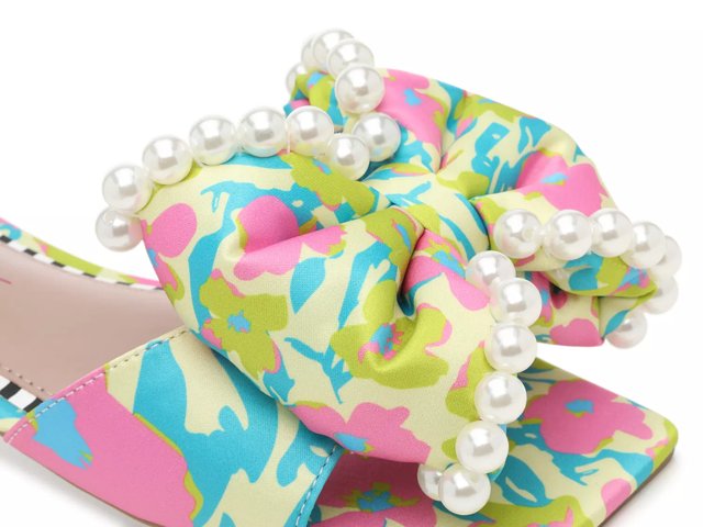 BETSEY JOHNSON*ポップ*リボン*可愛い*ビジュー*サンダル/Nakia Betsey Johnson Nakia Sandal - Free Shipping | DSW