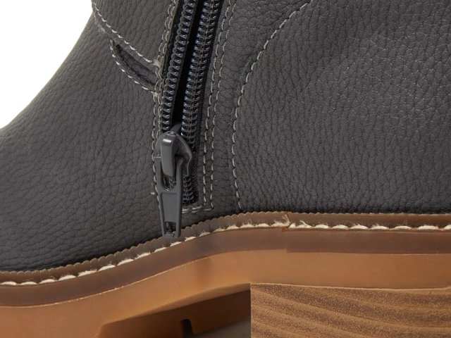 Clarks trace fall hot sale boots