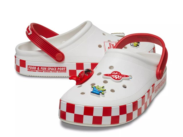 Toy story crocs size 7 store