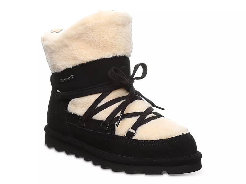 Columbia Moritza Shield snow boots in off white