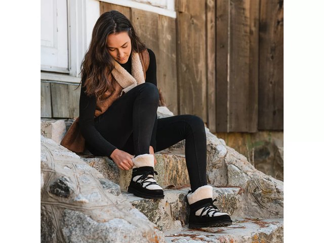 Bearpaw store sandal boots