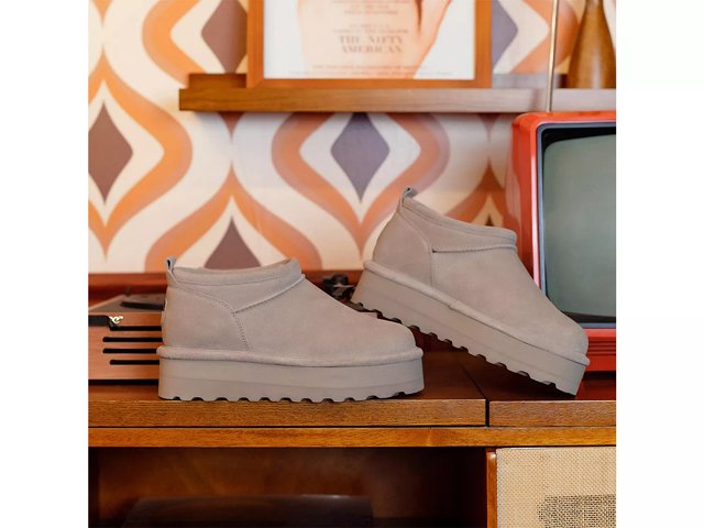 Bearpaw retro store boots