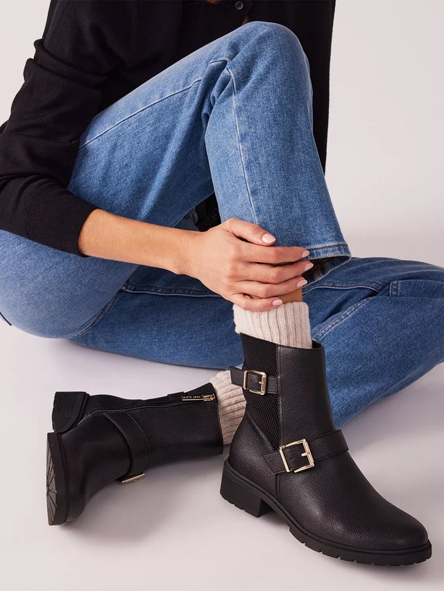 Anne top klein booties