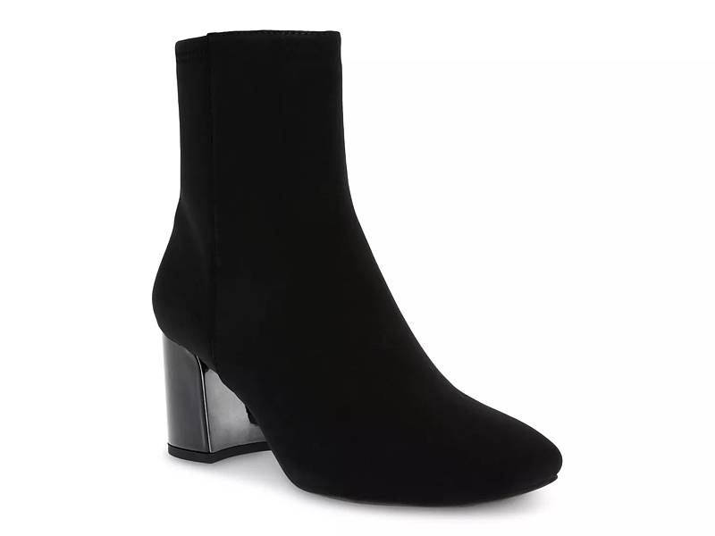 Anne klein sport hot sale kerry ankle booties