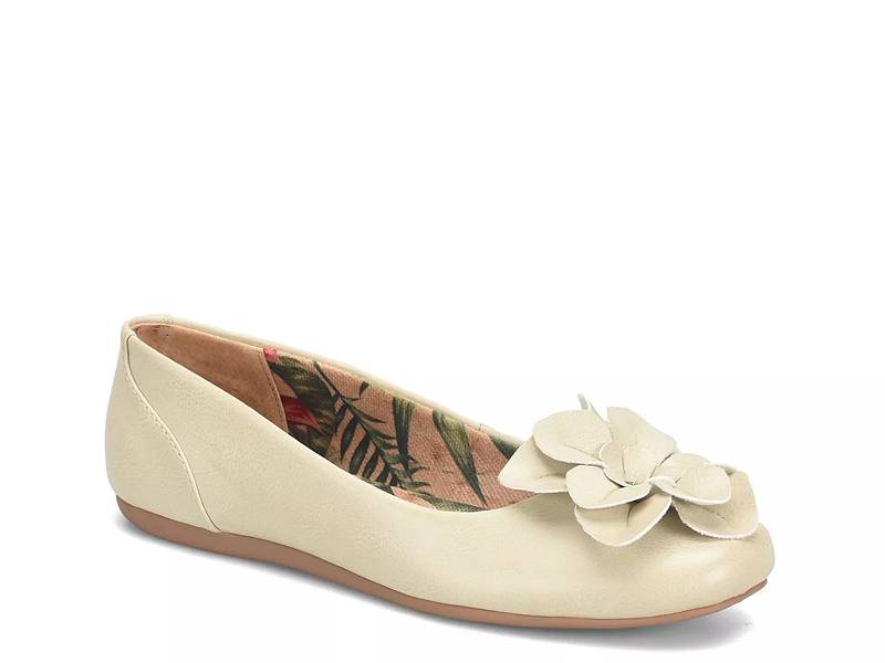 Shop Women s Beige Flats DSW