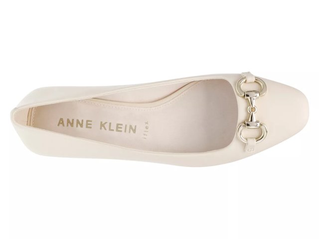Anne klein clearance white flats