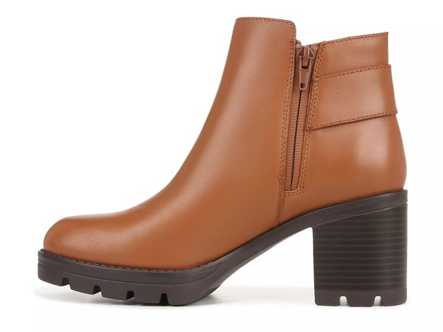 Naturalizer booties shop dsw