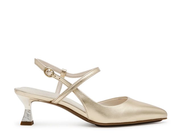 Anne Klein Ivette Pump