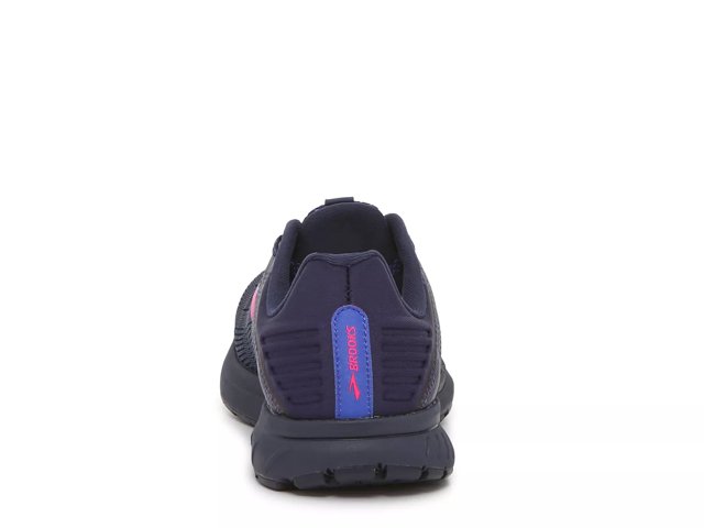 Brooks cheap anthem womens