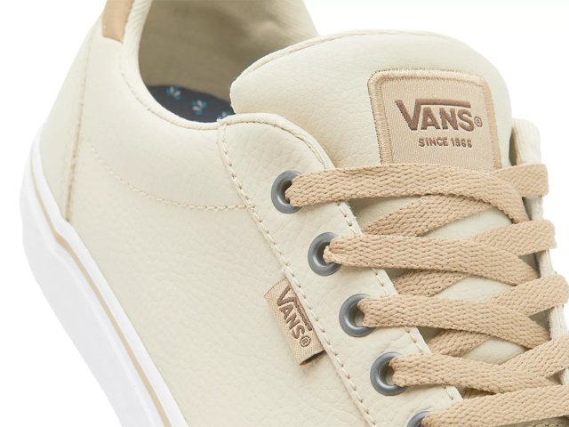 Atwood deluxe sneaker discount