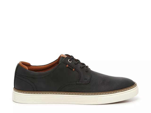 Crown vintage shoes shop