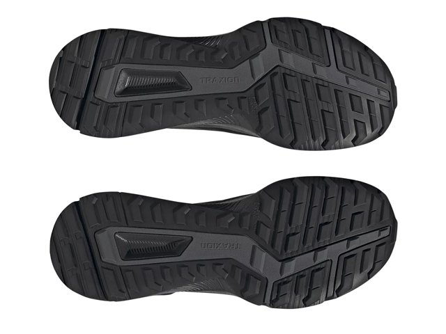Adidas online traxion running