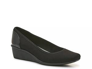 Dsw black 2024 wedge shoes