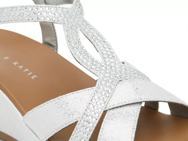 Dsw silver discount wedge sandals