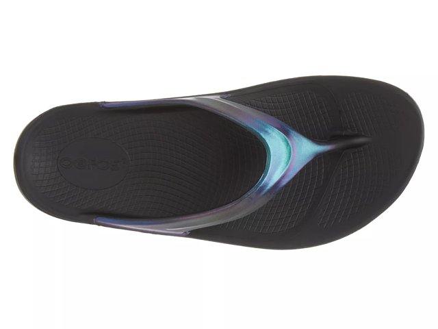 OOFOS OOlala Luxe Flip Flop - Women's - Free Shipping | DSW
