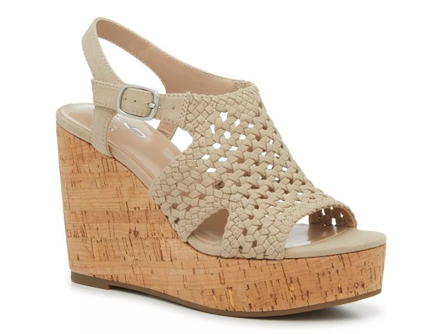 Beige sales wedges dsw