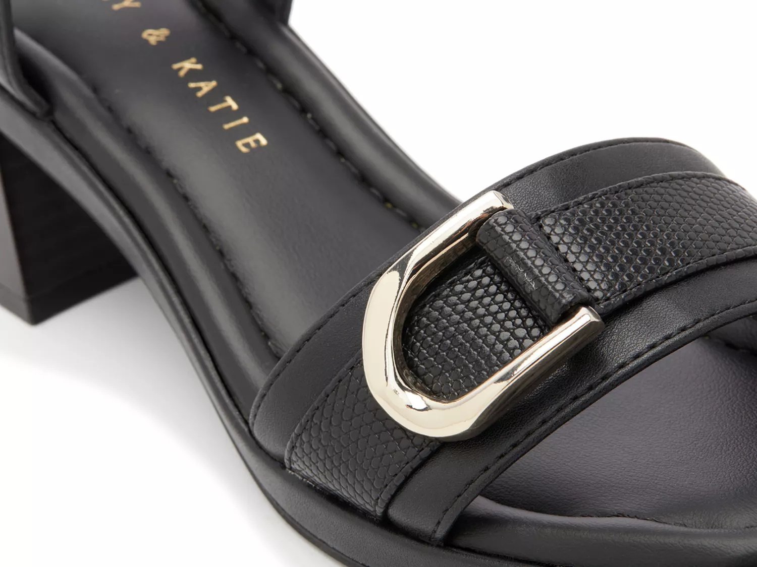 Tesimay Sandal