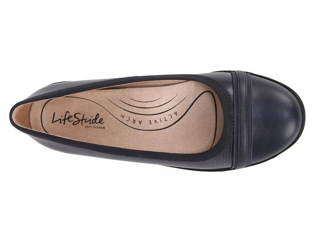 Lifestride soft system black flats online