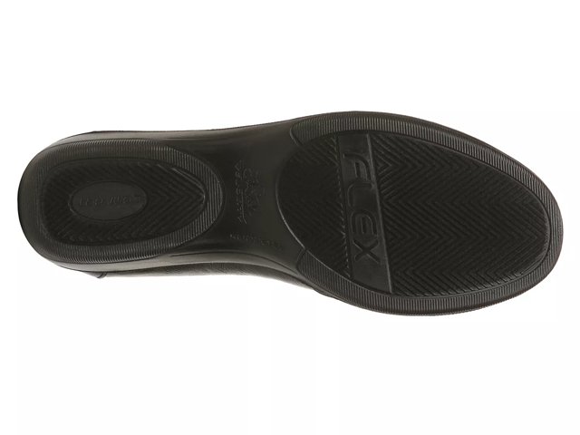 Lifestride crocs top