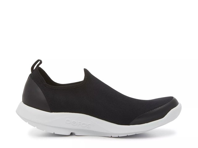 OOFOS Oomg Sport Slip On Sneaker Men s Free Shipping DSW