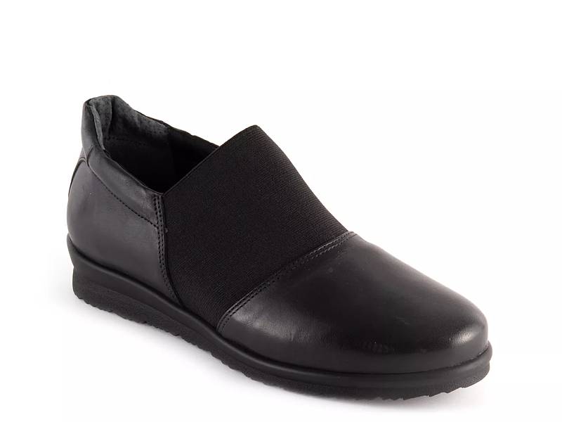 Dsw womens slip on on sale shoes