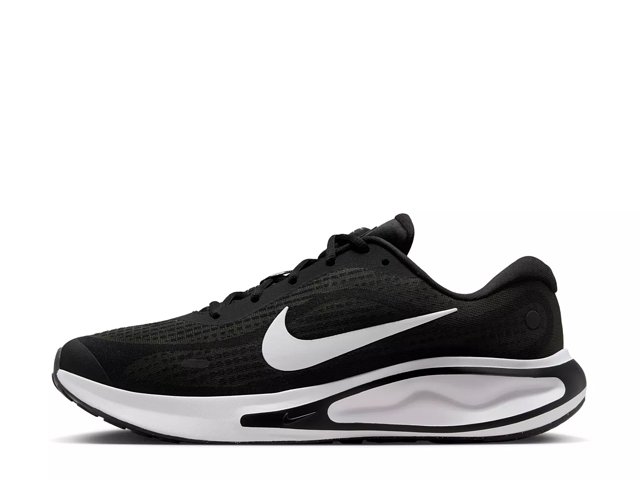 Nike Journey Run Men s Road Running Shoes Size 10 Black White