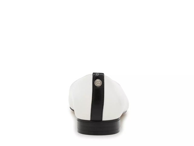 Bandolino sales flats dsw