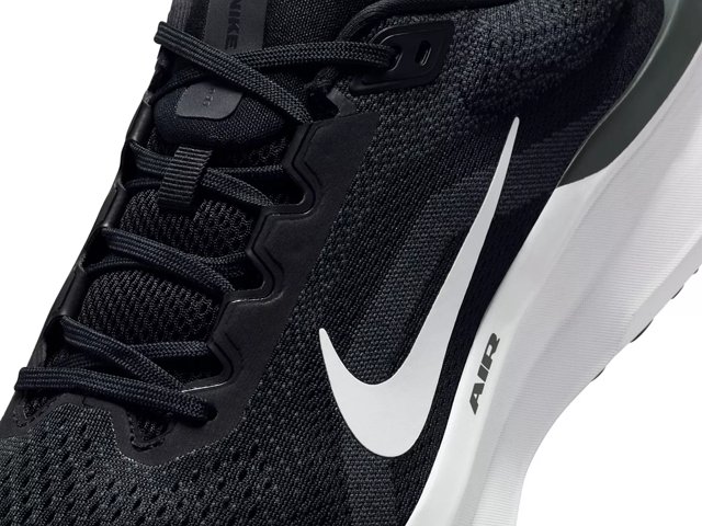 Nike Winflo 11 Running Shoe Men s Free Shipping DSW