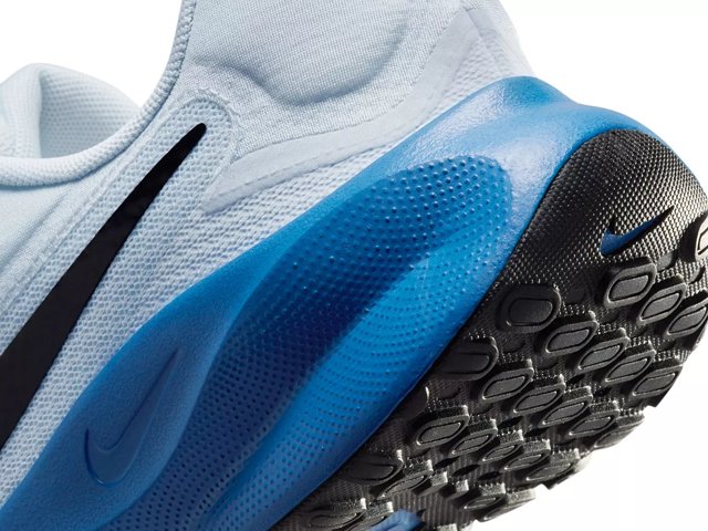 Nike revolution blue deals