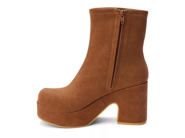 queys platform bootie