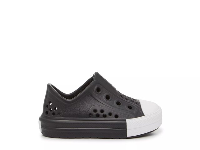 Kids converse slip ons deals
