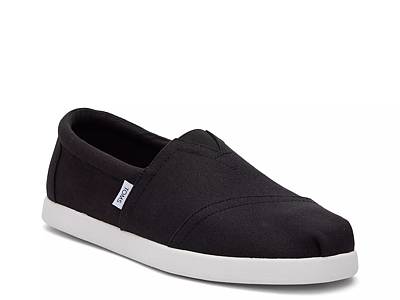 Toms black on on sale black men's classics