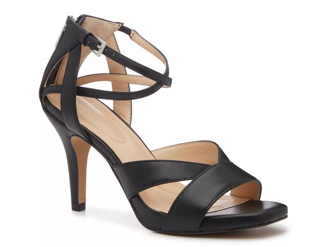 Adrienne Vittadini Xalt Sandal Women s Black Size 6 Sandals