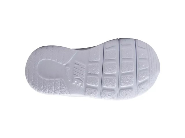 Nike tanjun dsw hotsell