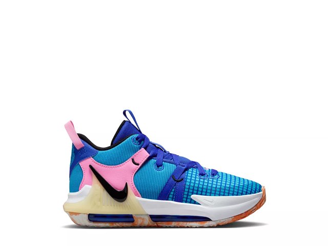 Nike zoom basketball shoes 2018 deals