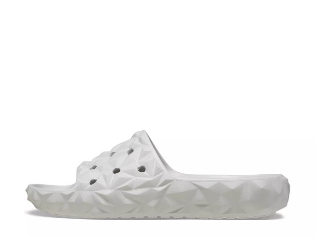 Crocs Classic Geometric Slide Sandal - Free Shipping | DSW