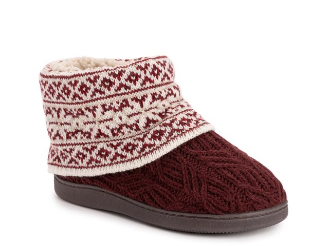 Dsw muk luks online