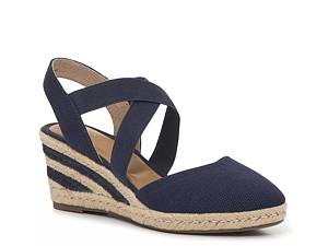 Navy clearance wedges dsw