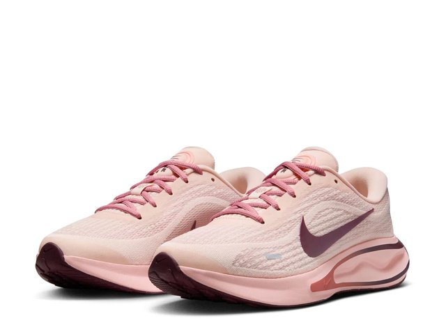 Nike Journey Run Running Shoe - Women's